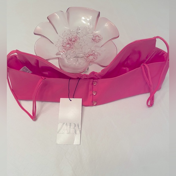 Zara Large Bra - Crop Style. Pink Satin with dainty heart ❤️ buttons for closure - Picture 3 of 7